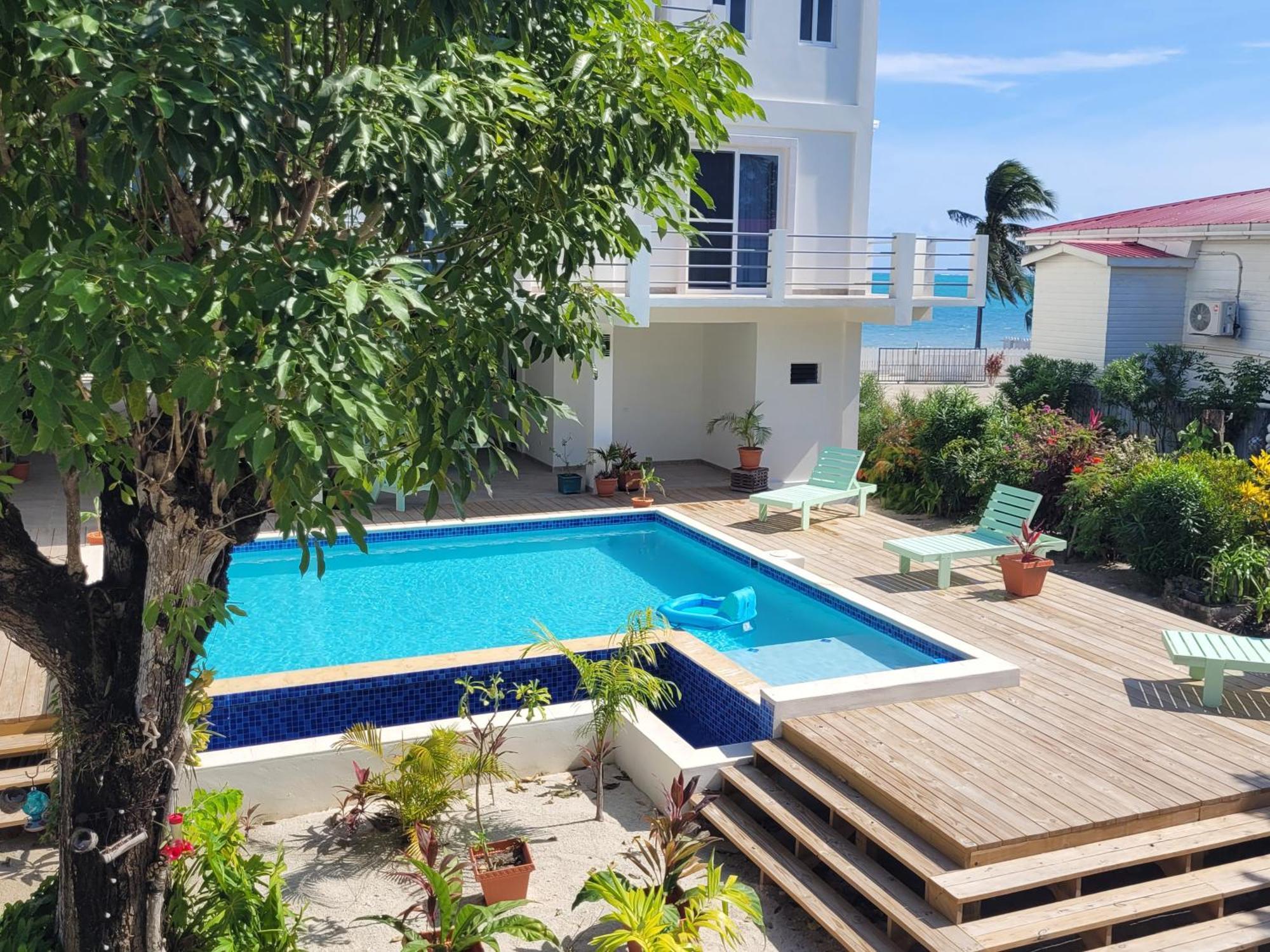 Ashton Court Belize Hotel Belize City Exterior photo