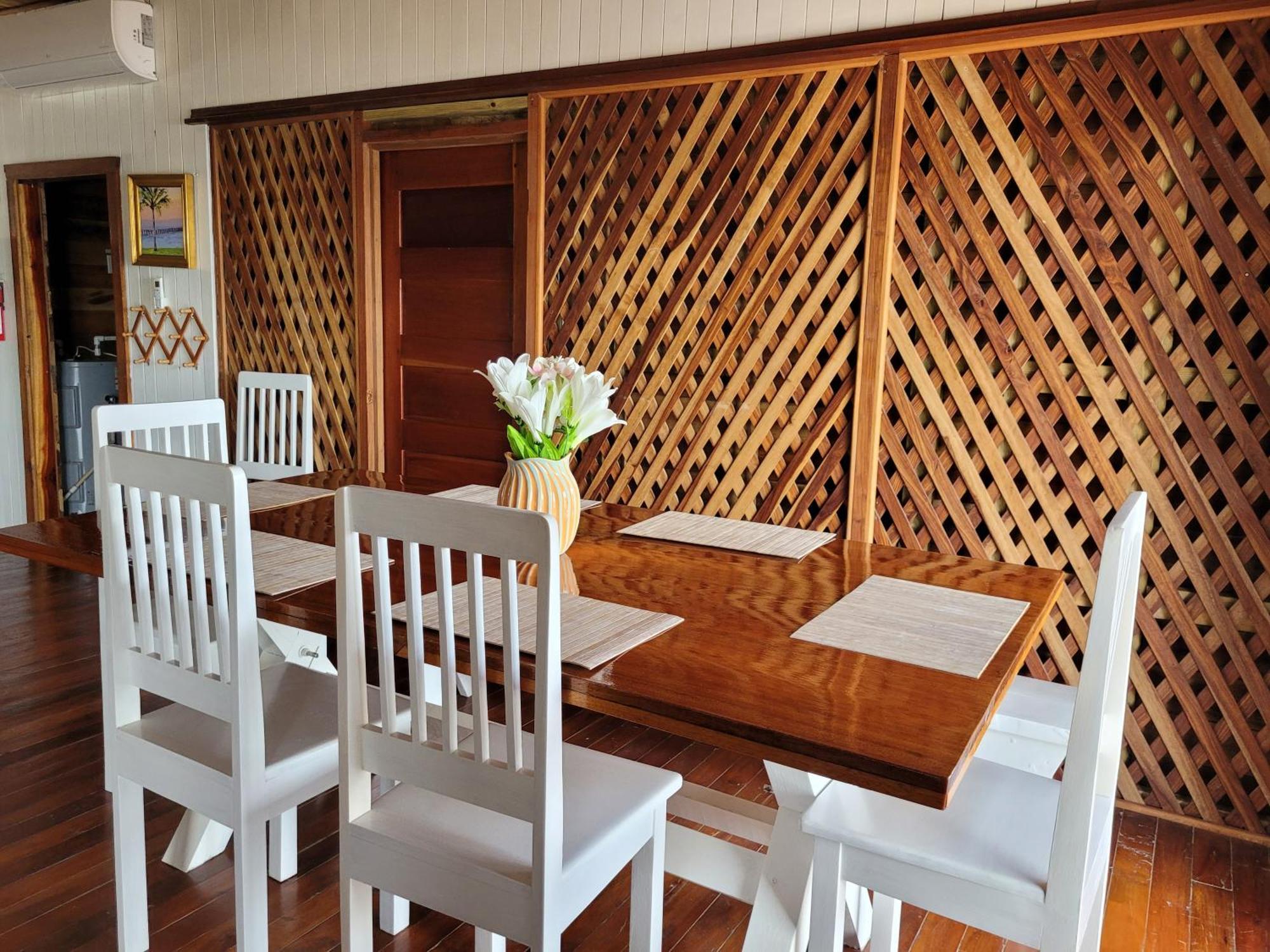Ashton Court Belize Hotel Belize City Exterior photo